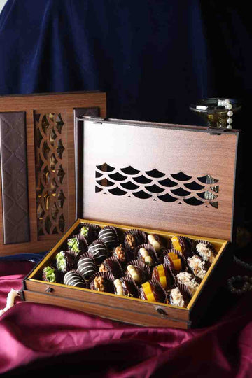 Assorted Dates Box