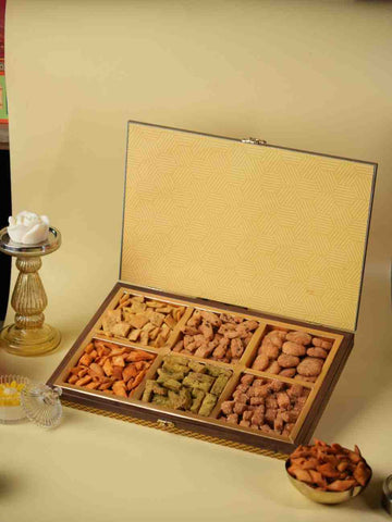 Assorted Namkeen Box